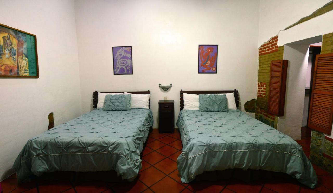 Las Mariposas Hotel & Studios Oaxaca Экстерьер фото