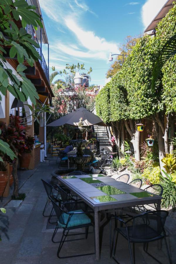 Las Mariposas Hotel & Studios Oaxaca Экстерьер фото