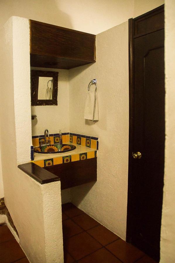 Las Mariposas Hotel & Studios Oaxaca Экстерьер фото