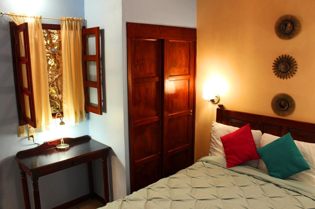 Las Mariposas Hotel & Studios Oaxaca Экстерьер фото