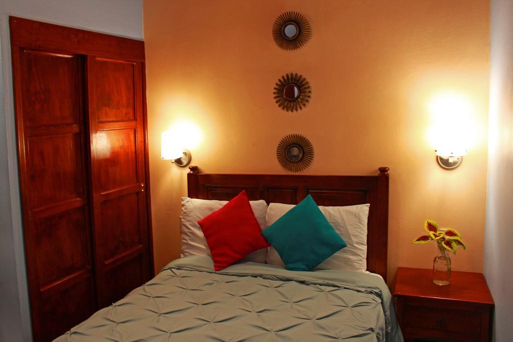 Las Mariposas Hotel & Studios Oaxaca Экстерьер фото