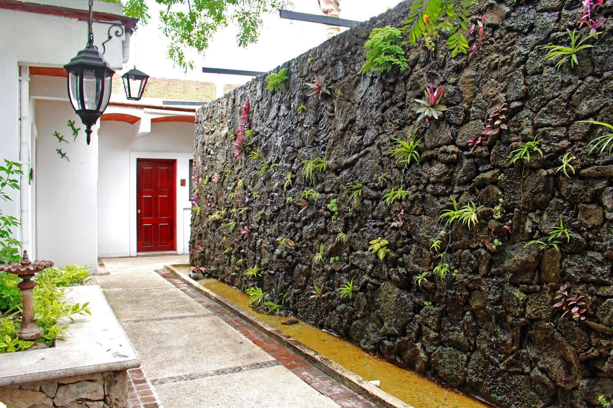 Las Mariposas Hotel & Studios Oaxaca Экстерьер фото